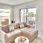 Litoralblue Private Garage&terrace Pool View Flat プライア・ダ・ローシャ