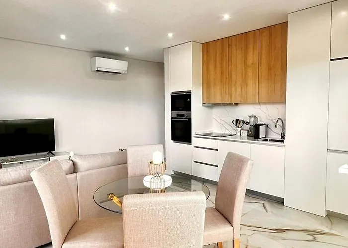 Litoralblue Private Garage&terrace Pool View Flat Апартаменты *